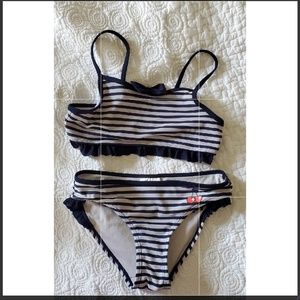 Girl swimwear